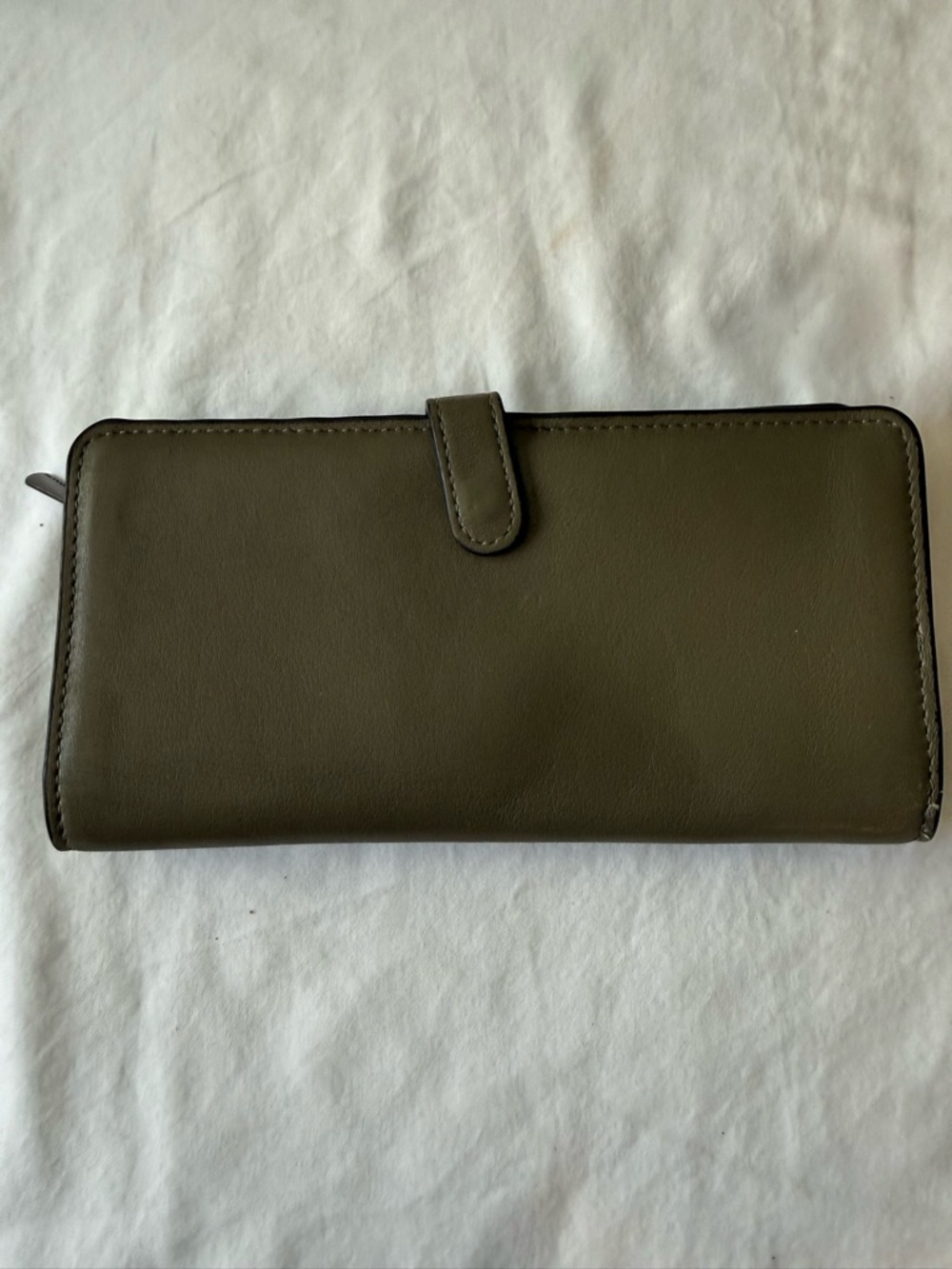Coach Pebbled Leather Crossbody Bag in Olive Green with matching wallet - Picture 6 of 7